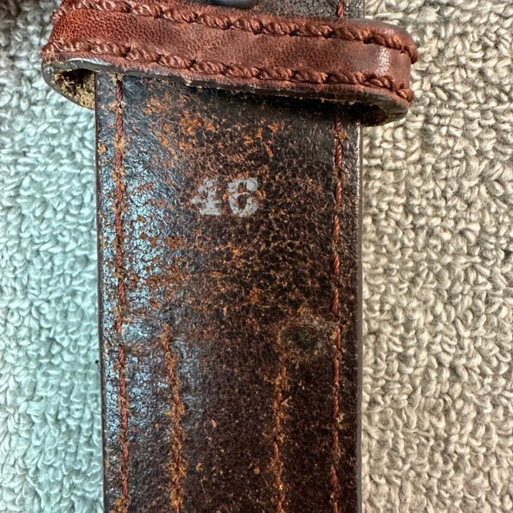 Orvis Mens Brown Leather Belt Brass Buckle Woven Detail Size 46 13YP